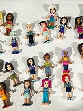 LEGO Friends Mini figure Doll Lot